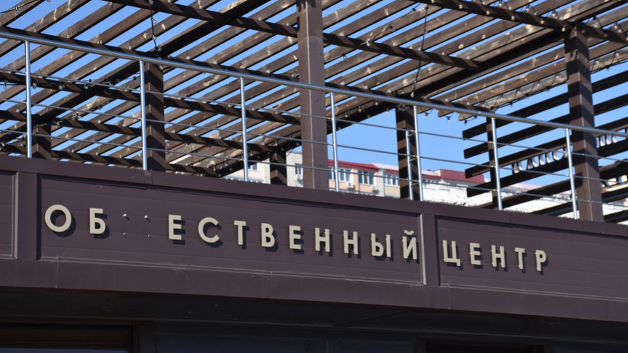 Дыры, трещины, тусклость: старая набережная Саратова требует благоустройства