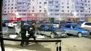В Энгельсе мужчина напал на 13-летнюю девочку