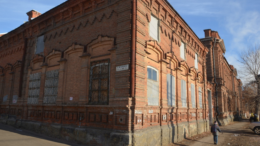 Склады Рейнеке в центре Саратова на 25 лет арендовало Искусство из Москвы