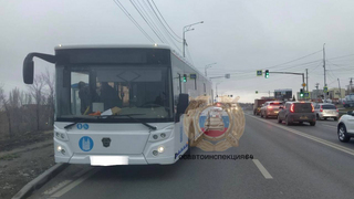 В Саратове автобус № 90 сбил прохожего: полиция ищет очевидцев