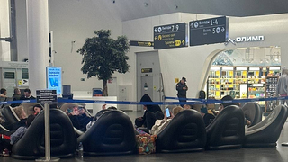 Угроза БПЛА: пассажиры самолета в Москву провели в аэропорту больше 5 часов