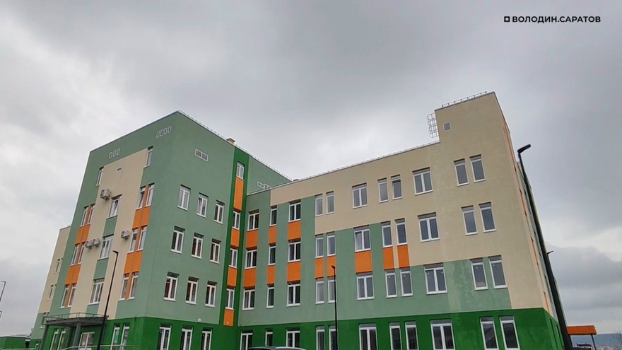 В саратовском микрорайоне Авиатор достроили поликлинику