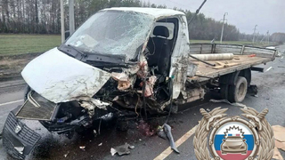 Водитель Газели разбился в столкновении с фурой