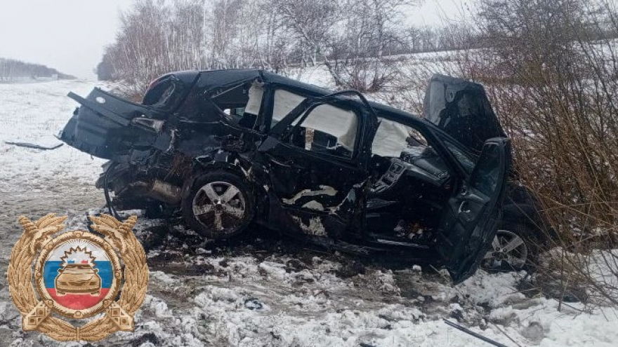 В Саратовской области опрокинулся Ford