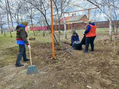 На субботник в Саратове вышли 4 тысячи горожан