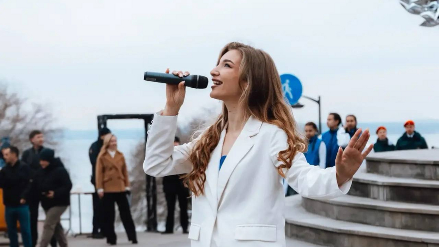 В Саратове прошел митинг к 65-летию первого полета человека в космос