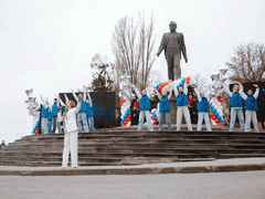 В Саратове прошел митинг к 65-летию первого полета человека в космос