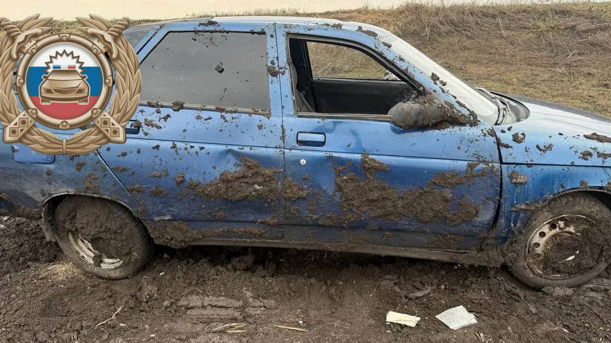 Водитель погиб в слетевшей с дороги легковушке