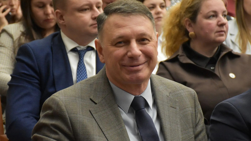 Володин: в районах области деньги на детские сады пускают на непрофильные цели