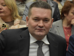 Володин: в районах области деньги на детские сады пускают на непрофильные цели