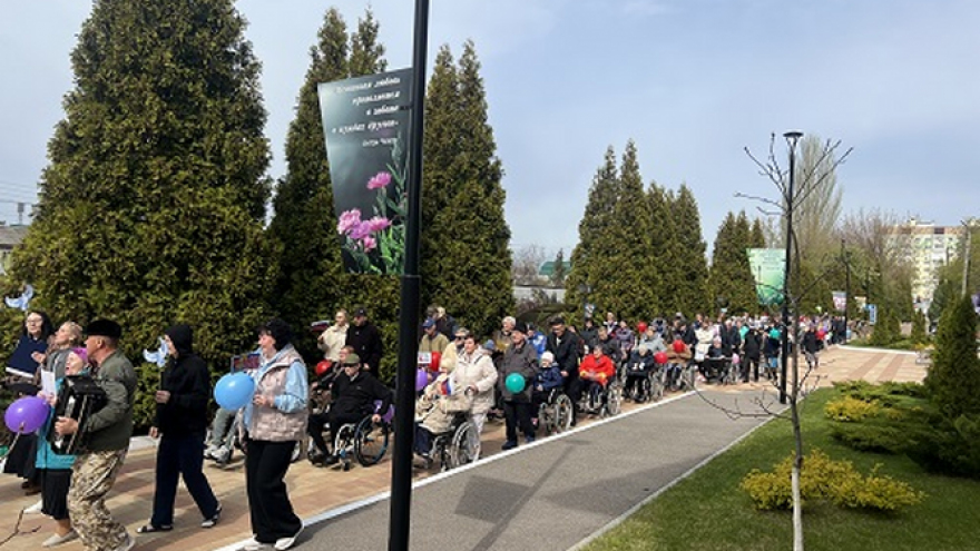 В Энгельсском доме-интернате прошли Первомайские гуляния