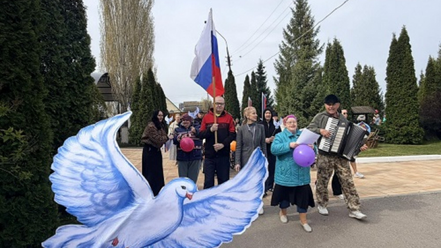 В Энгельсском доме-интернате прошли Первомайские гуляния