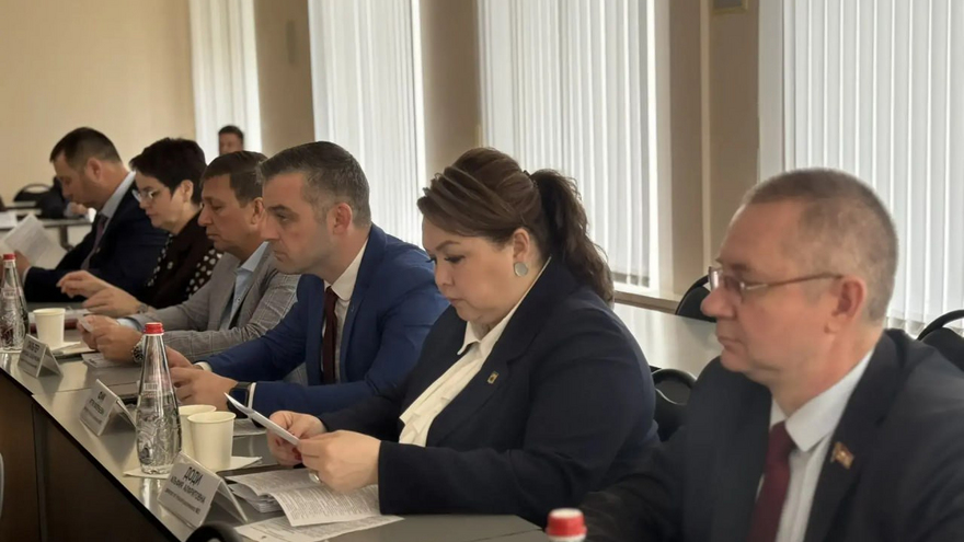 В Энгельсском районе купят технику для стадиона Сигнал