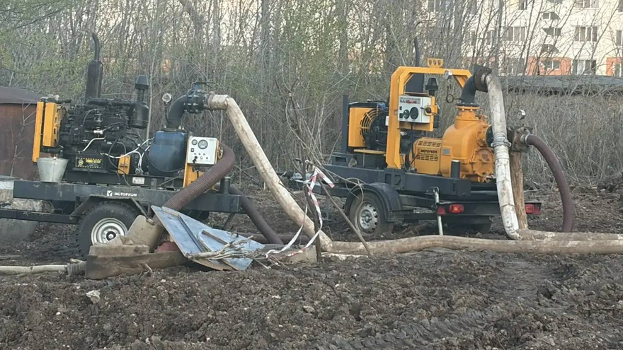 Авария на коллекторе в Энгельсе: организован подвоз воды, чиновникам объявлен выговор