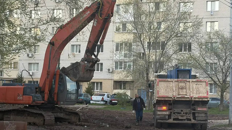 Авария на коллекторе в Энгельсе: организован подвоз воды, чиновникам объявлен выговор
