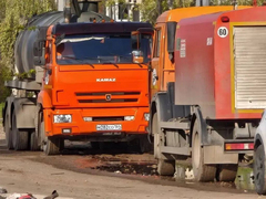 В Энгельсе нашли новые повреждения коллектора на Менделеева