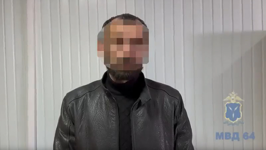 Мошенник продал саратовцу 3 компьютера за миллион рублей