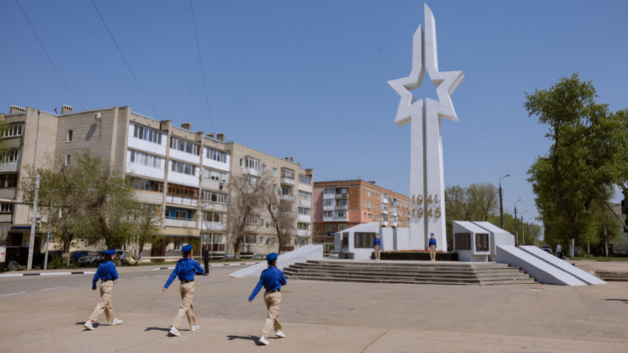 В Энгельсе благотворители отремонтировали памятники в честь воинов Великой Отечественной войны