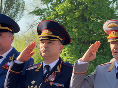 На Воскресенском кладбище возложили цветы к монументу Воин-освободитель