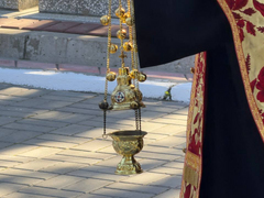 На Воскресенском кладбище возложили цветы к монументу Воин-освободитель