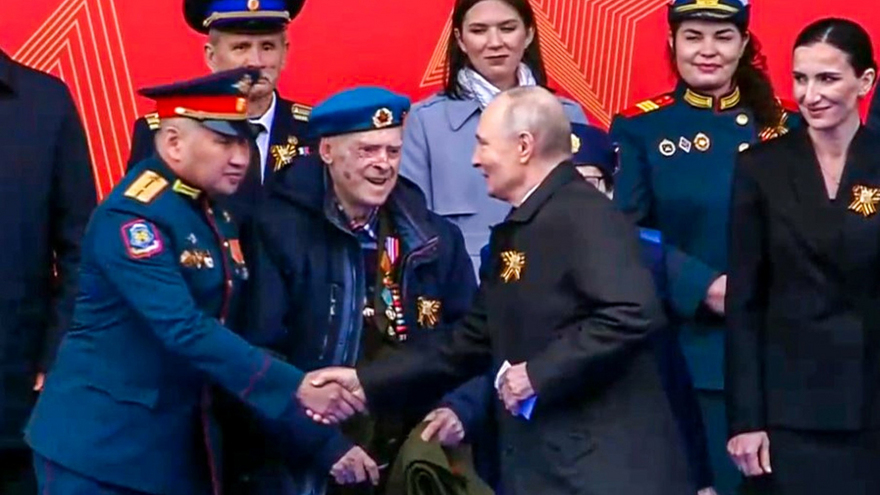Путин: российские военные идут вперед вопреки силе всего блока НАТО