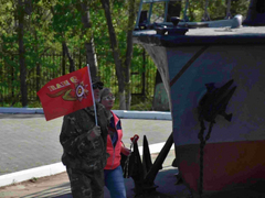 Тысячи саратовцев в День Победы почтили память героев на Соколовой горе