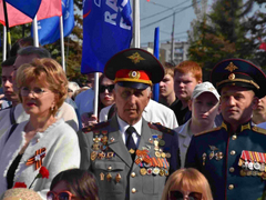 Тысячи саратовцев в День Победы почтили память героев на Соколовой горе