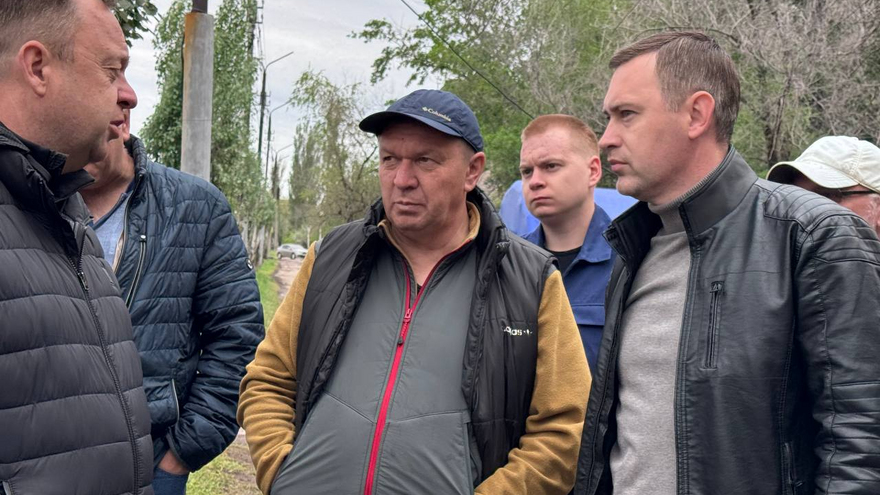 Ремонт коллектора в Энгельсе: число машин для подвоза воды увеличат в 2 раза