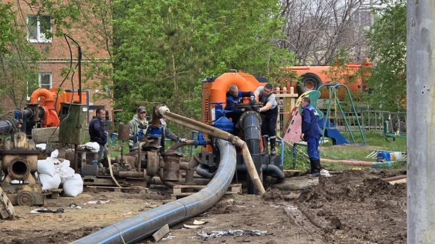 В Энгельсе готовятся к замене поврежденного участка коллектора