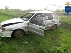 Под Саратовом угонщик не стал рассказывать хозяйке авто о ДТП, чтобы не расстраивать ее