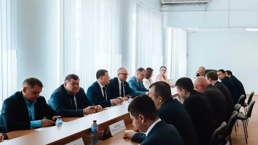 Мэр Саратова потребовал обеспечить безопасность детей на последнем звонке