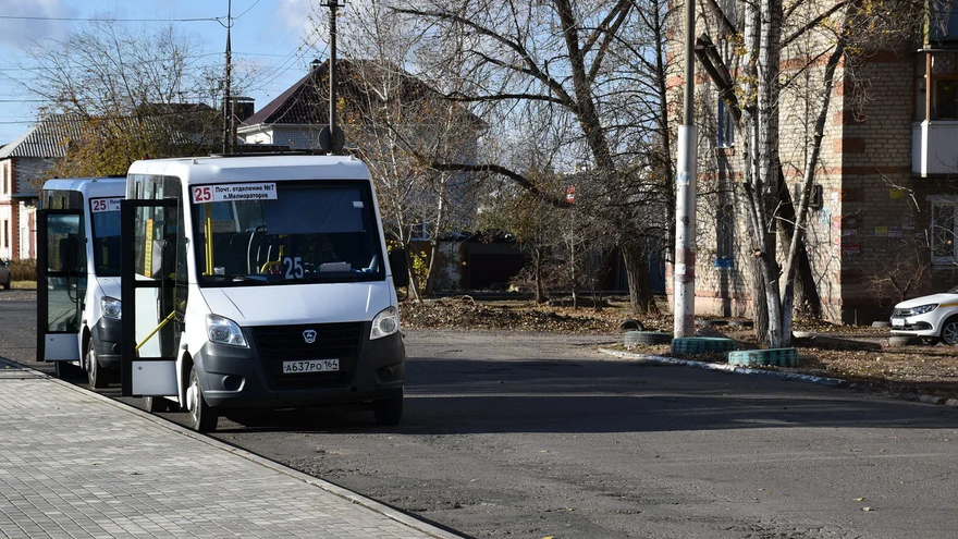 В Саратове временно изменят два автобусных маршрута
