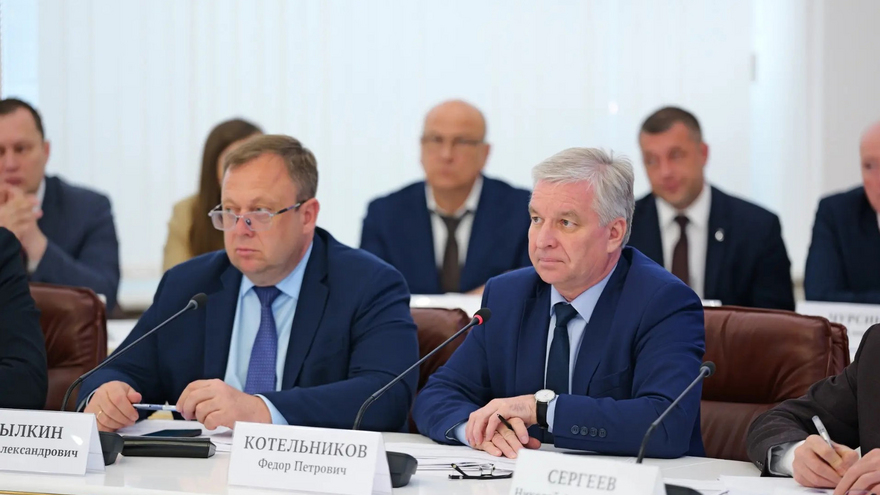 Саратовский губернатор пообещал наказать четырех министров
