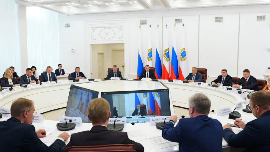 Саратовский губернатор пообещал наказать четырех министров