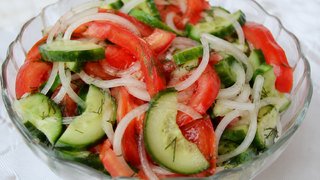 В Саратовской области подешевели огурцы, помидоры и лук