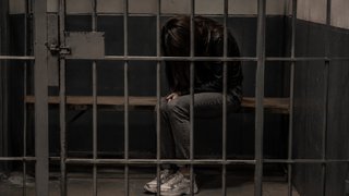 В Саратове юная жительница Татарстана ждет суда за мошенничество: она собирала деньги с пенсионеров