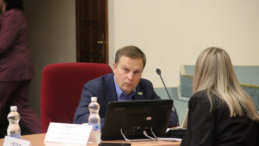 Депутаты разрешили в очередной раз реорганизовать структуру мэрии Саратова
