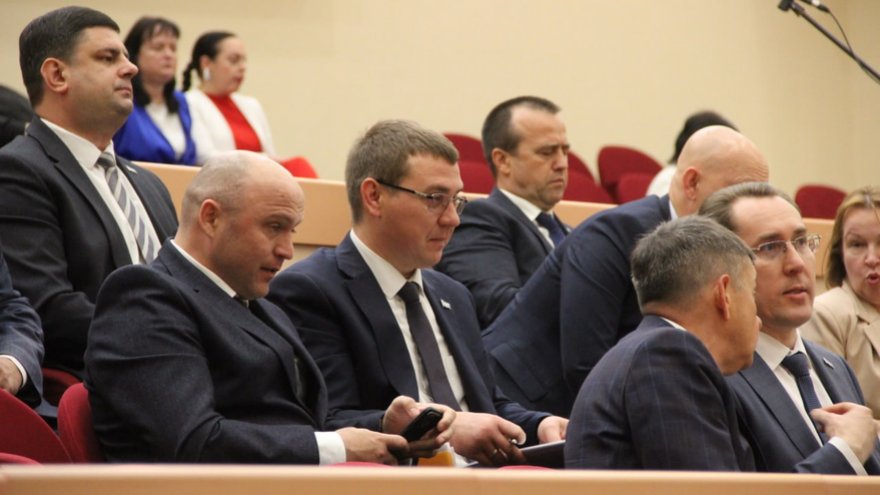 Депутаты разрешили в очередной раз реорганизовать структуру мэрии Саратова