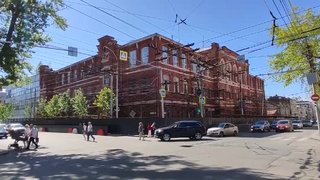 Саратовцы дарят властям гаражи, мешающие реконструкции авиационного техникума
