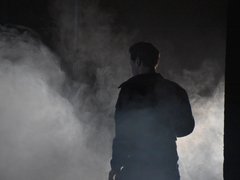 Космос в Саратовском театре драмы: спектакль об иллюзиях и памяти