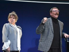 Космос в Саратовском театре драмы: спектакль об иллюзиях и памяти