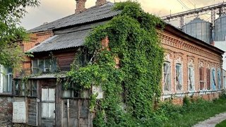 В Энгельсе чиновники продают за рубль Дом Енца