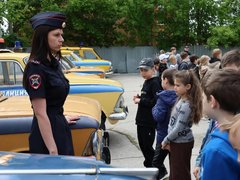 В Саратове появился мобильный детский автогородок