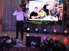 В Энгельсском доме-интернате торжественно поздравили сотрудников с профессиональными праздниками 