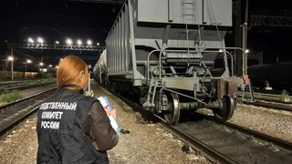 Погибшему после удара током в Саратове было 18 лет: СК начал проверку