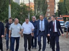 В Энгельсе готовятся бурить отверстие для замены второго участка обвалившегося коллектора