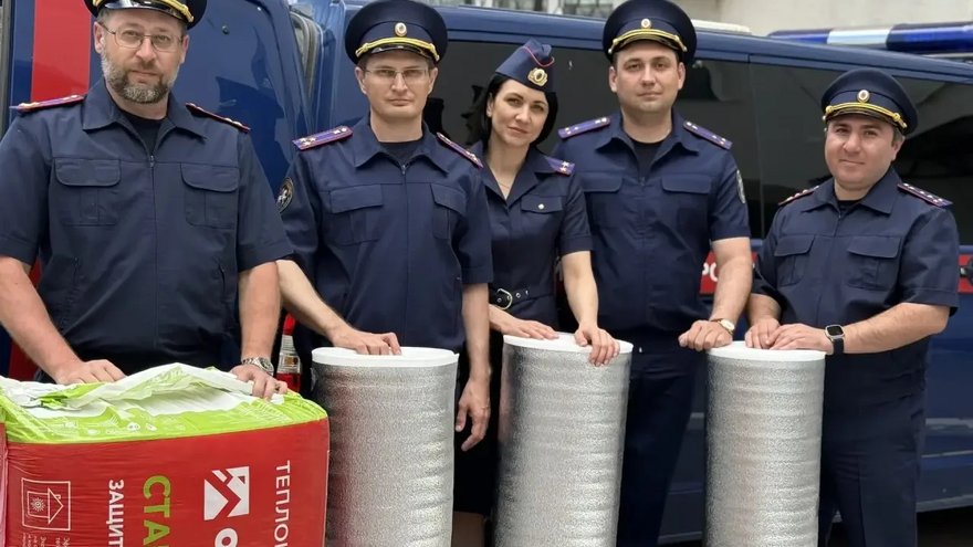 Саратовские следователи отправили бойцам СВО гуманитарную помощь