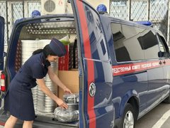 Саратовские следователи отправили бойцам СВО гуманитарную помощь