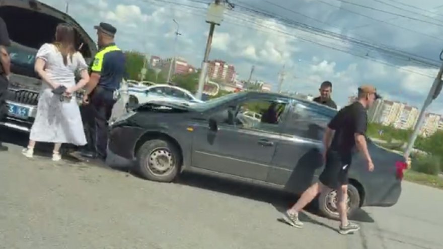 В Саратове автомобиль ДПС попал в ДТП