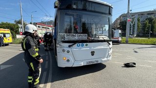 Трое пострадали в ДТП с автобусом в Саратове